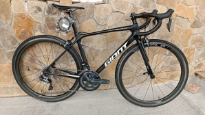 Giant TCR Advanced PRO Ultegra Di2  (Ett 535)