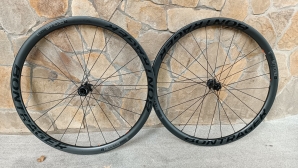 Bontrager Aeolus PRO 3 DB