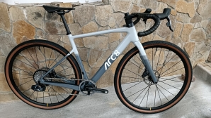 ARC8 Eero Force ASX Carbon Gravel Bike