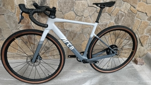 ARC8 Eero Force ASX Carbon Gravel Bike