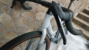 ARC8 Eero Force ASX Carbon Gravel Bike