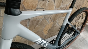 ARC8 Eero Force ASX Carbon Gravel Bike