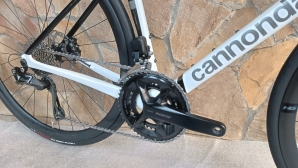 Cannondale SuperSix EVO Carbon Disc 105 Di2