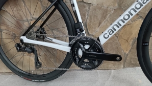 Cannondale SuperSix EVO Carbon Disc 105 Di2