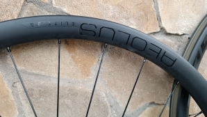 Bontrager Aeolus Elite 35 TLR Disc Road Bike Wheels