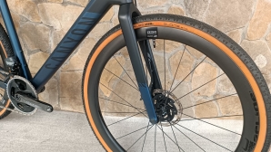 Canyon Grail CF SLX eTap AXS