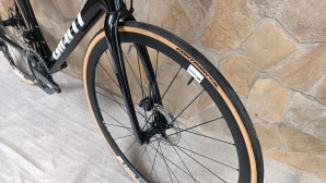 Giant TCR Ultegra Di2 Disc 12s (Ett 580)