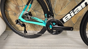 Bianchi Oltre XR3 Di2 Disc (ETT 560)