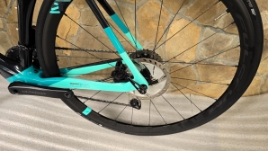 Bianchi Oltre XR3 Di2 Disc (ETT 560)