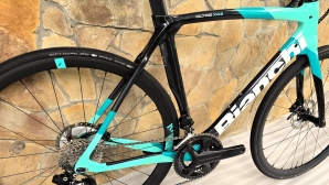 Bianchi Oltre XR3 Di2 Disc (ETT 560)