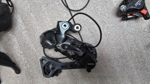 Shimano GRX Di2 Hydraulic Disc 12s