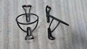 Elite T-Race Carbon Bottle Cage - black