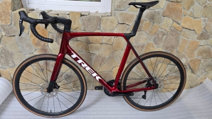 Madone SL 6 AXS Gen 8 Di2 (Ett 863)