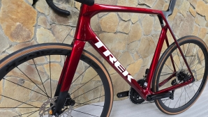 Madone SL 6 AXS Gen 8 Di2 (Ett 863)