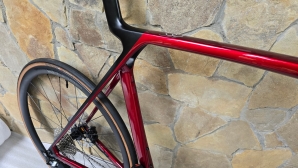 Madone SL 6 AXS Gen 8 Di2 (Ett 863)