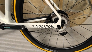 Inflite CF SLX 8 Force eTap Gravel powermetr