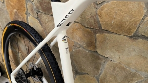 Inflite CF SLX 8 Force eTap Gravel powermetr