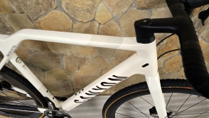 Inflite CF SLX 8 Force eTap Gravel powermetr