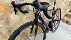 Specialized Aethos PRO Force AXS powermetr (Ett 540)