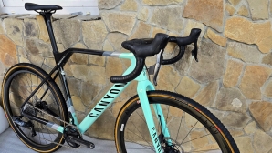 Canyon Inflite CF SLX 8 Force eTap Gravel powermetr