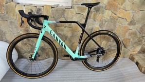 Canyon Inflite CF SLX 8 Force eTap Gravel powermetr