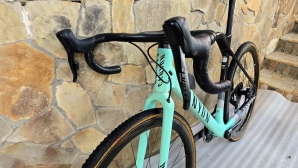 Canyon Inflite CF SLX 8 Force eTap Gravel powermetr