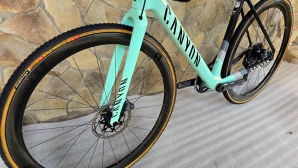 Canyon Inflite CF SLX 8 Force eTap Gravel powermetr