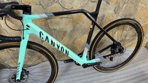 Canyon Inflite CF SLX 8 Force eTap Gravel powermetr