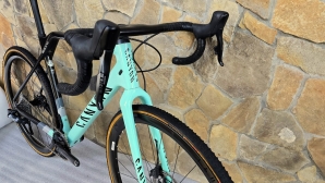 Canyon Inflite CF SLX 8 Force eTap Gravel powermetr