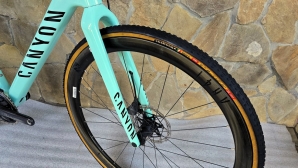 Canyon Inflite CF SLX 8 Force eTap Gravel powermetr
