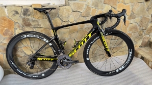 Scott Foil Ultegra Di2 (Ett 535)