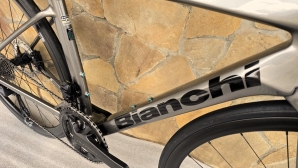 Bianchi SPECIALISSIMA Ultegra Di2 12s (Ett 524)
