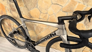 Bianchi SPECIALISSIMA Ultegra Di2 12s (Ett 524)