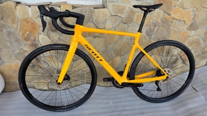 Scott Addict 40 Shimano 105 Di2 (Ett 555)