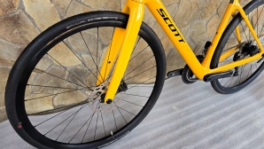 Scott Addict 40 Shimano 105 Di2 (Ett 555)