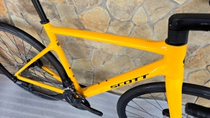 Scott Addict 40 Shimano 105 Di2 (Ett 555)