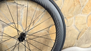 Syncros Capital 1.0 Aero front