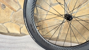 Syncros Capital 1.0 Aero front