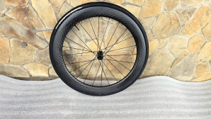 Syncros Capital 1.0 Aero front