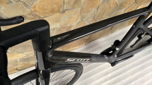 Scott Addict RC 30 105 Di2 (Ett 555)