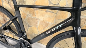 Scott Addict RC 30 105 Di2 (Ett 555)