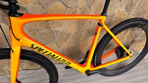 Specialized Roubaix eTap AXS Powermetr (Ett 576)