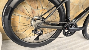 Scott foil Ultegra Di2 Disc (Ett 550)