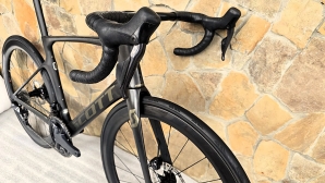Scott foil Ultegra Di2 Disc (Ett 550)