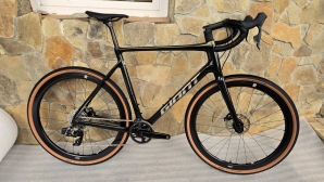 Giant TCX PRO 1 Carbon Rival eTap AXS