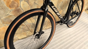 Giant TCX PRO 1 Carbon Rival eTap AXS