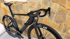 Canyon Aeroad CFR Dura Ace Di2 powermetr (Ett 546)