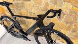 Canyon Aeroad CFR Dura Ace Di2 powermetr (Ett 546)