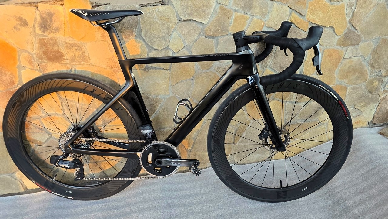 Canyon Aeroad CF SLX eTap Disc (Ett 549)