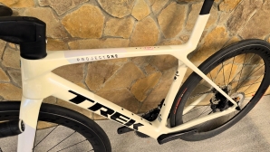 Trek Madone SLR 7 Gen 8 (Ett 545)